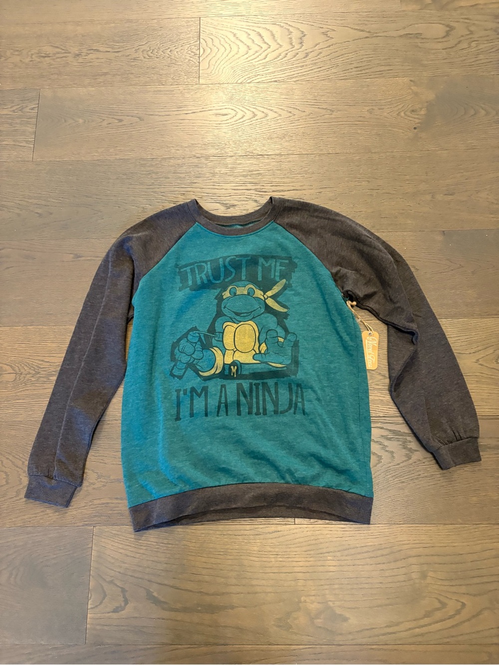 Ninja boys sweatshirt sz 10/12 NWT retail $69USD